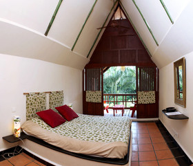 Mango Hill Hotel