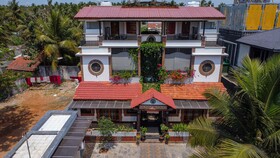 Mermaid Garden Farm House
