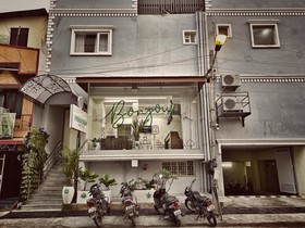 Anna Residency