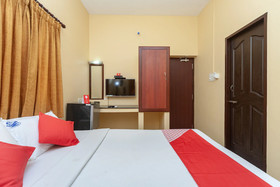 OYO 22670 Flagship Castle Apartment