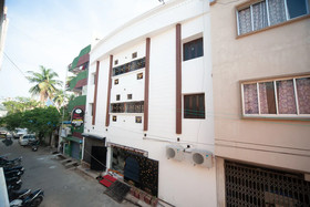 Peace Residency By OYO Rooms