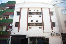 Peace Residency By OYO Rooms