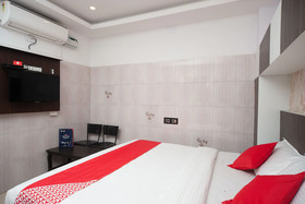 Peace Residency By OYO Rooms