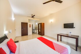 Purple Resort by OYO Rooms