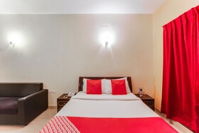 Purple Resort by OYO Rooms