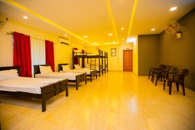 Queens Paradise Estate