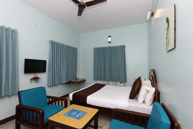 Santhi Inn by OYO Rooms