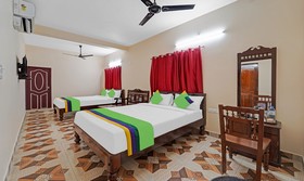 Treebo Trend Sri Saveraa Residency
