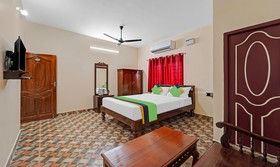 Treebo Trend Sri Saveraa Residency