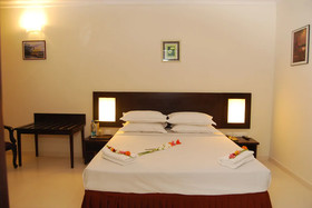Vinayaga Hotel