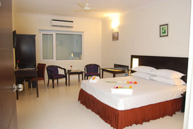 Vinayaga Hotel