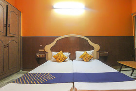 Hotel Maruthi by OYO Rooms