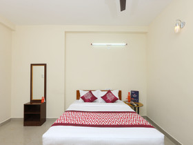 Reddy's International By OYO Rooms