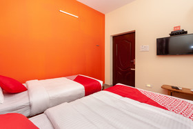 Hotel Shree Devi Srinivasa By OYO Rooms