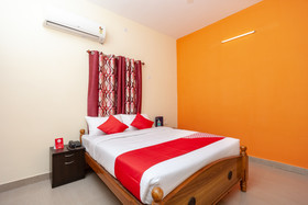 Hotel Shree Devi Srinivasa By OYO Rooms