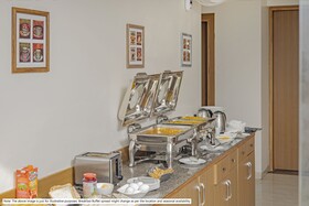 Treebo Trend Naaz Royal