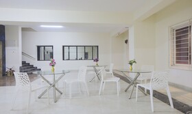 Treebo Trend Naaz Royal