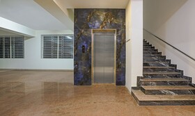 Treebo Trend Naaz Royal