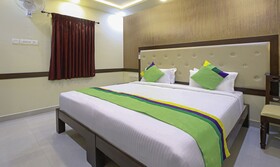 Treebo Trend Naaz Royal