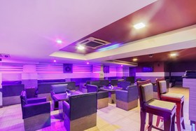 Hotel Raj by OYO