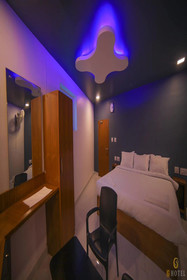 G Hotel