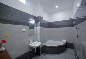 Hotel Rivieraa