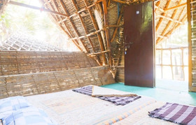 Rainbow Cottages ECR