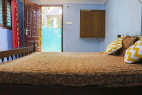 Rainbow Cottages ECR