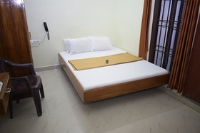 R M Guest House