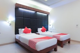 Hotel Chendur Murugan by OYO Rooms