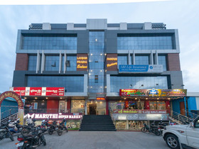 Famous Residency by OYO