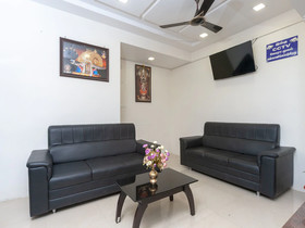 Famous Residency by OYO