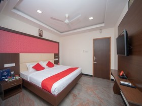 Famous Residency by OYO