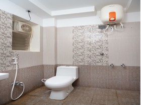 Famous Residency by OYO