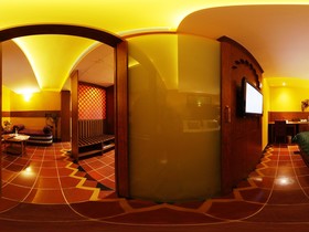 Femina Hotel