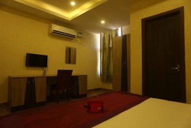 Hotel Anbu Park