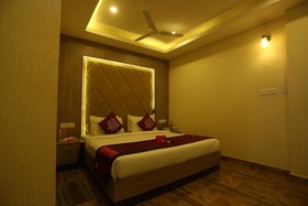 Hotel Anbu Park