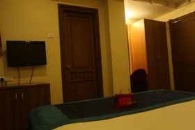 Hotel Royal Sathyam