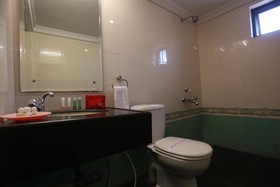 Hotel Royal Sathyam