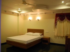 Hotel Royal Sathyam