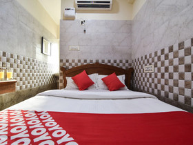 Jancy Residency By OYO Rooms