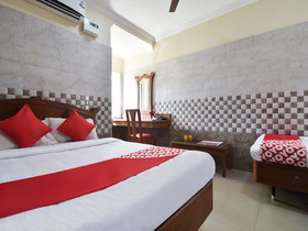 Jancy Residency By OYO Rooms