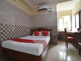 Jancy Residency By OYO Rooms