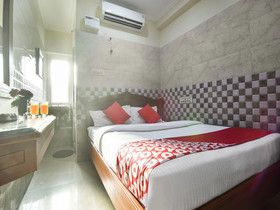 Jancy Residency By OYO Rooms