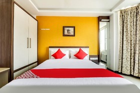 Hotel Vijayalakshmi by OYO Rooms