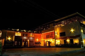 Purple Hotels & Resorts
