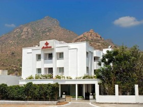 Arpanaa Hotel