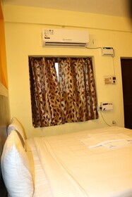 Siva Sakthi Hotel A Unit Of Ammayi Hotel
