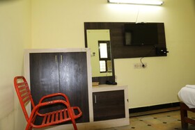Siva Sakthi Hotel A Unit Of Ammayi Hotel