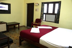 Siva Sakthi Hotel A Unit Of Ammayi Hotel